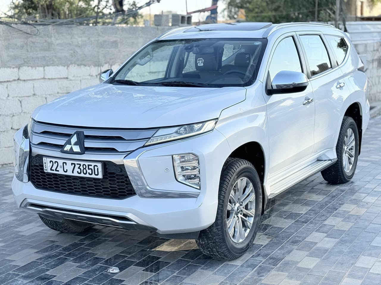 باجيرو جديد مماشيه
مونتيرو سبورت  موديل 2020 
ماشيه 28 فقط بعدها بالضمان 

ناقل حركة أوتوماتيكي وعادي تبترونك
كشن السايق كهرباء 
نوع الوقود هو البنزين
محرك سعة 6 سلندر
حجم المحرك:3000cc من نوع المايفك ينطي اداء محرك 3500 نفس القوة الحصانية 
نظام فرامل ABS
تكييف مركزي ثلاثي المناطق
جنوط من الألمنيوم قياس 18 بوصة
مدخل AUX/Audio
تقنية البلوتوث
نظام التحكم في نظام الدفع
ظام تثبيت السرعة
الدخول بدون مفتاح
حساسات الركن
قفل مركزي
مرايا كهربائية
نوافذ كهربائية
زر تشغيل بصمة
شاشة مركزية
جناح خلفي
شاشة عرض رقمية دجيتل 
اعلى فئه بالسبورت 

للاتصال ***********
السعر 238 بيها مجال

رقمها اربيل الجديد بأسمي
