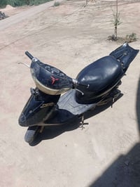 دراجه عصفوري رياضي السعر 225وبيها مجال  للتواصل وتساب 07819656706