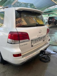 للبيع لكزز 2014 فول مواصفات رقم بغداد مكفوله بيها صبغ قطعه وحده السعر ...