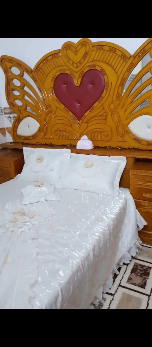 الـســلام عــلـيــكم ورحــمـه الـلّـه وبـركـاتـه غـرفــة نــوم جــديــة للـبـيع نضـافة كـدام الـعيـن الـسعـر 900 🔒للاســتــفــســـار اکــثـــر مراســـلــة الــصــفــحــة


**إذا كنت صاحب هذا الإعلان وتريد حذفه لأي سبب، رجاءا أرسل رسالة إلى الدعم الفني**