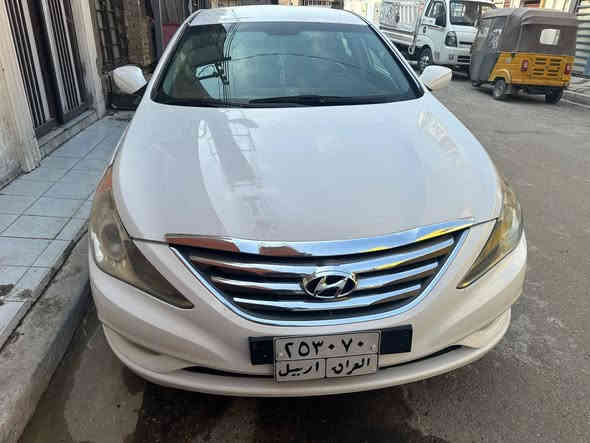 سوناته مضلع موديل ١٠
سياره كير ومكينه وتبريد كفاله
صدر وتايرات نضيفات
سياره بيهة دوسه مال سايق معجون وجاملغ سايق بي صبغ
مكينه ٢٠٠٠ وارد كوري سياره 
تريد تحويل تريد وكاله
ب٩٥ وبيهة مجال
***********
