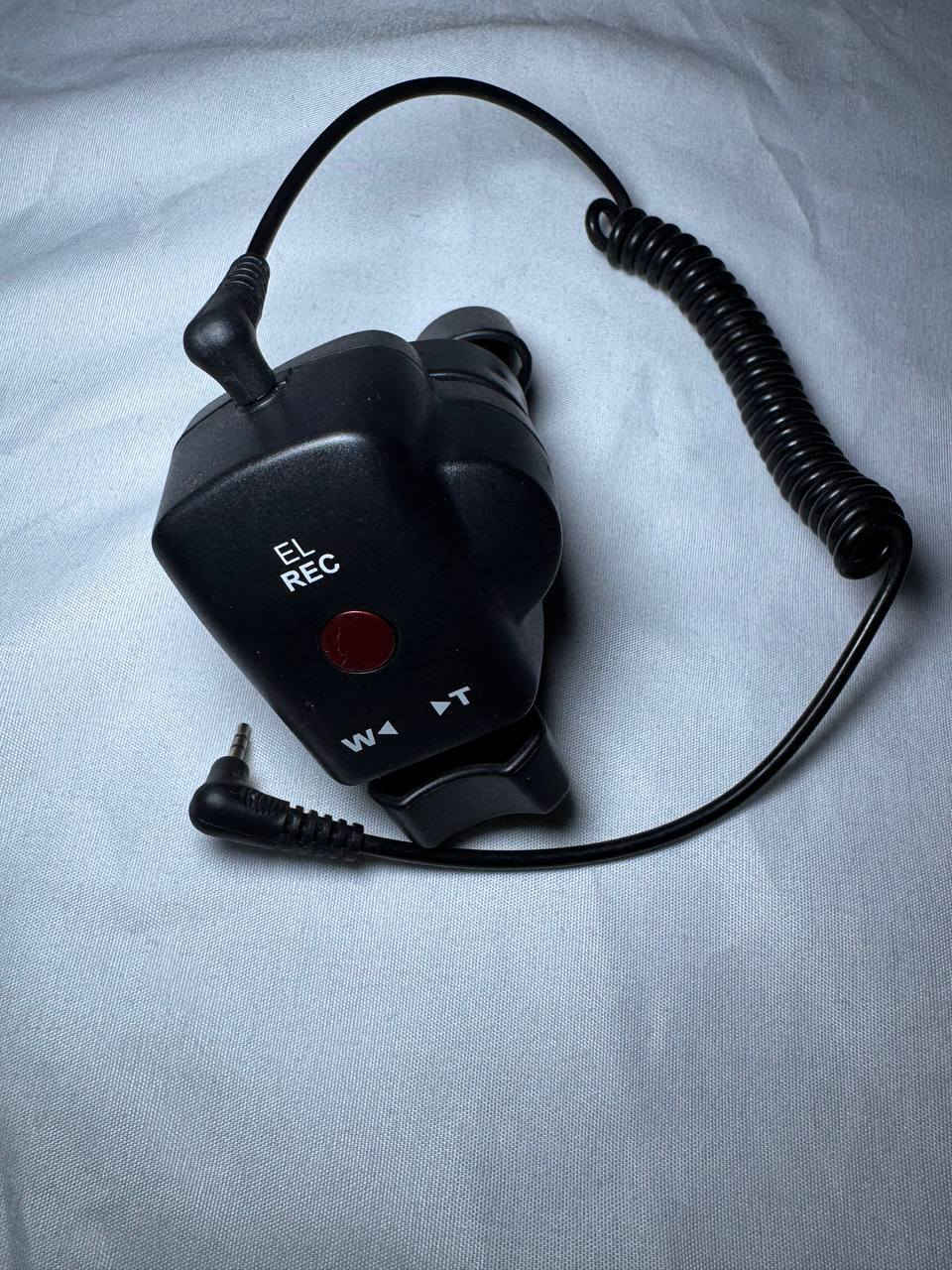 السلام عليكم كاميرا كانون 600D نظيفة وشغالة خاليه من اي خلل مع زوم 50mm وزوم75/300mm وگرب وجهاز تحكم ريمونت و4 بطاريات وشاحنتين واحدة سوني و واحدة كانون وحزام كتف وحافظة جلاتين ونك مايك عدد 2 العنوان البصرة شط العرب السعر 500 الف


**إذا كنت صاحب هذا الإعلان وتريد حذفه لأي سبب، رجاءا أرسل رسالة إلى الدعم الفني**