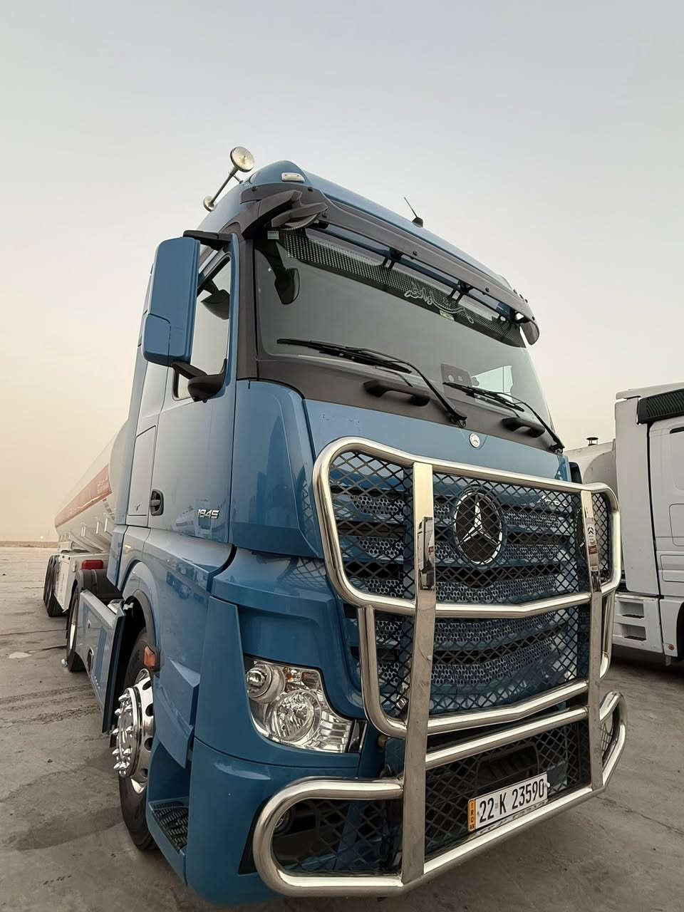 سلام عليكم اكتروز وحش ٢٠١٧ فول مواصفات حجم ١٨٤٥ رتايدر كامرة حساس سقف وسط فول فول ماشي ٦٠٠ الف بدون قطرة صبغ كير محرك قمارة شاصي بشرط ويل كروم طخم تايه تانكي حازم ٢٠٢٥ بويلر طوناج جي بي اس تصريح امني جاهز سيارة تخبل بل واقع احلا بهواي  سعرها 595 مجالها جداً بسيط 
***********
***********
