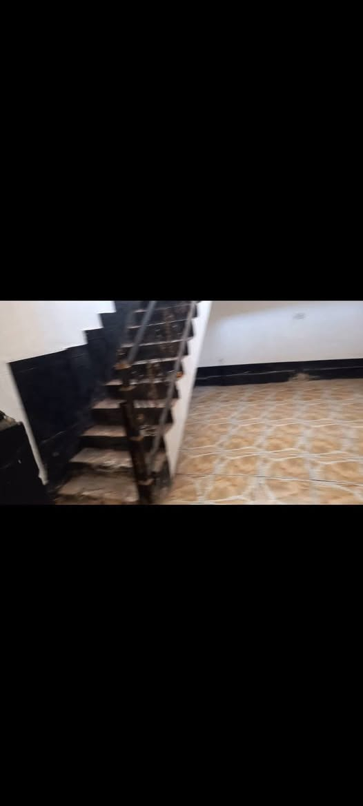 السلام عليكم دار للبيع زراعي سند 25
100متر العنوان الشاميه خلف السايلو الاستفسار على الرقم ***********
