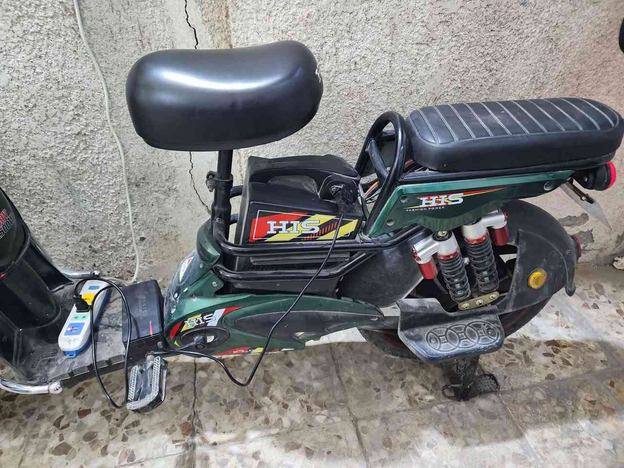 دراجه شحن نضافه 90 بطاريات نص عمر بصمه عاطله سعره 300 بيه مجال تاير واجوب جدد شغاله وتمشي مدينه الصدر *********** كياره قطاع 20 بغداد, العراق
