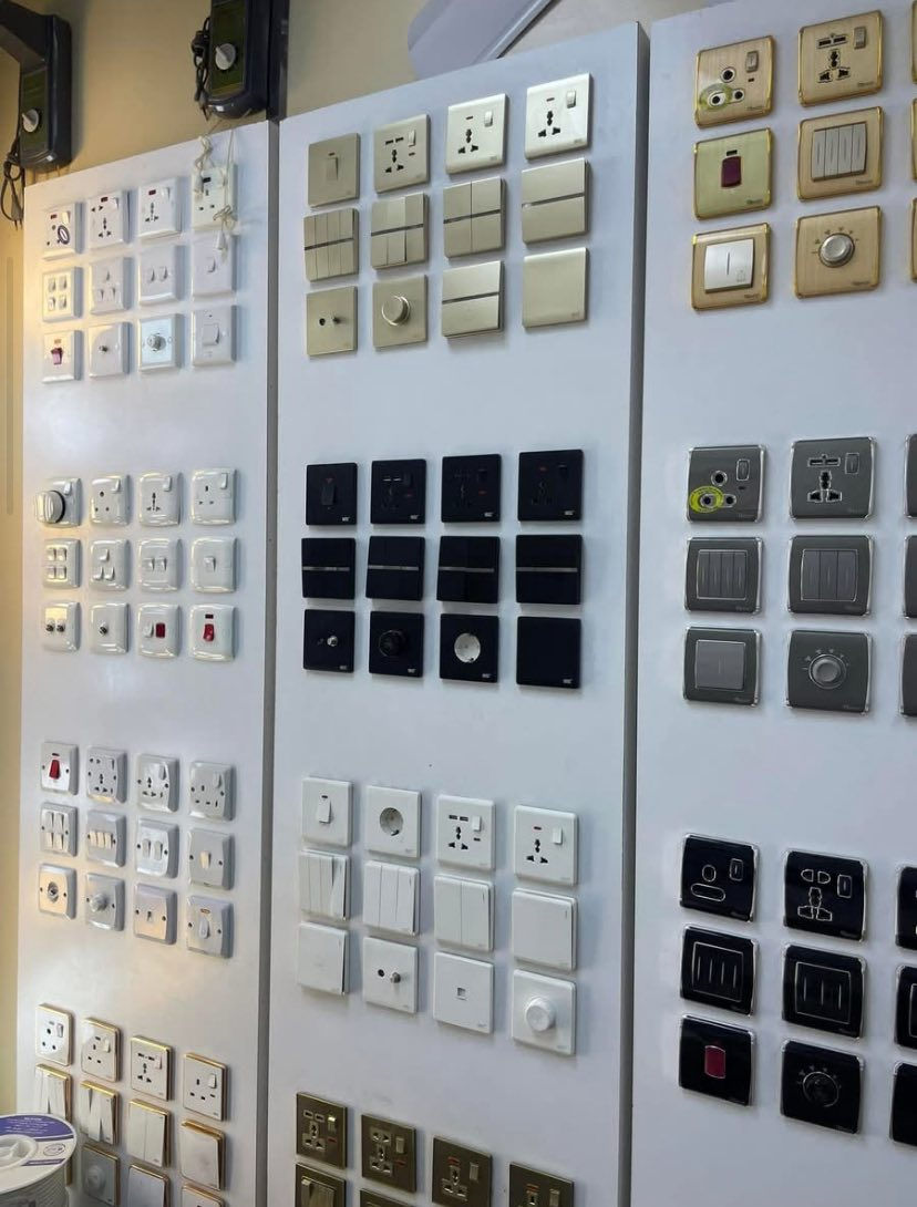 افخم انواع السويجات 
يوجد توصيل إلى بغداد 
وجميع المحافظات 
للاستفسار ***********
