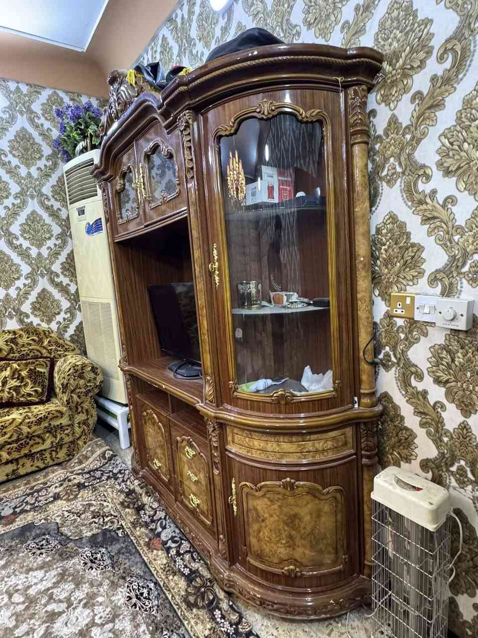 للبيع بوفيه تركي نظيفه اخت الجديده سعرها 250 وبيها مجال
للتواصل خاص او واتساب ***********
