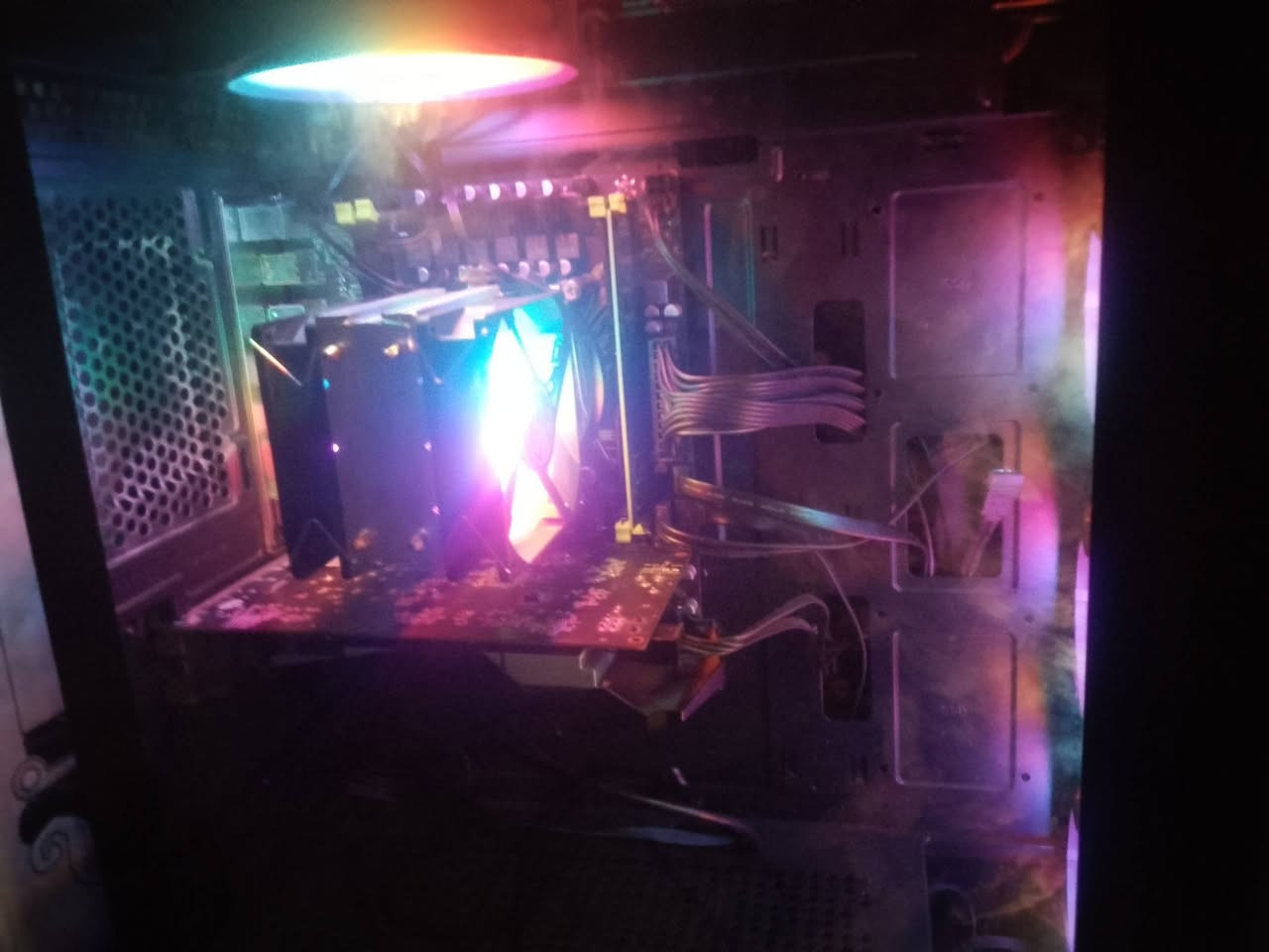 للبيع او مراوس ببلي 4برو 
كرت شاشة gtx1050ti 4gمن شركةasus
نظام128ssd
تلفوني كامرتة تعبانة بعدها جديدة 
والكرت على اقوى ضغط وصل68


**إذا كنت صاحب هذا الإعلان وتريد حذفه لأي سبب، رجاءا أرسل رسالة إلى الدعم الفني**