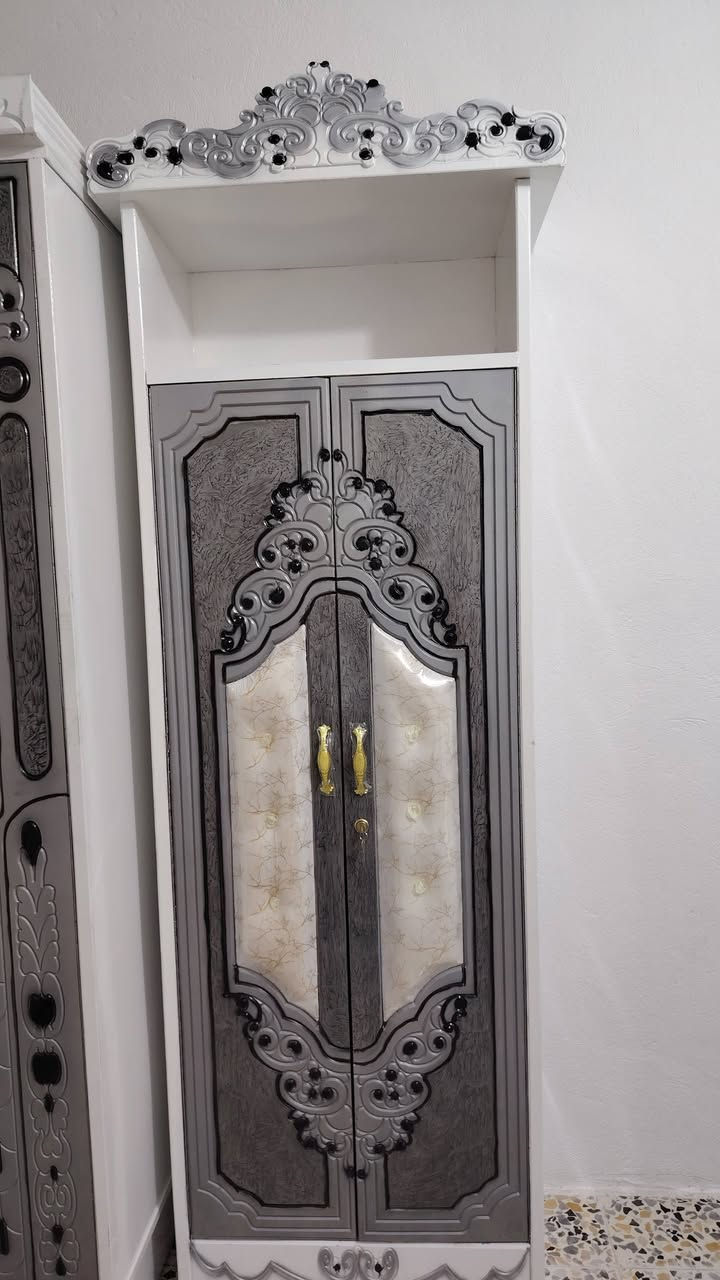 غرفه عراقيه  لبيع جديده ما مستخدمه سعره مليون و ٢٠٠
ل استفسار *********** واتس اب
