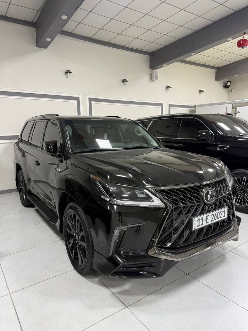 السلام عليكم لكزز كورو 2020 معروفة موصفات ال كورو اعلى شي كفاله السياره عده رصعتين فقط  مكاني بغداد ***********
