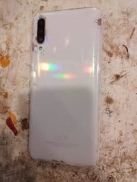 سامسونج A30s • نظيف • تغير لون الظهر