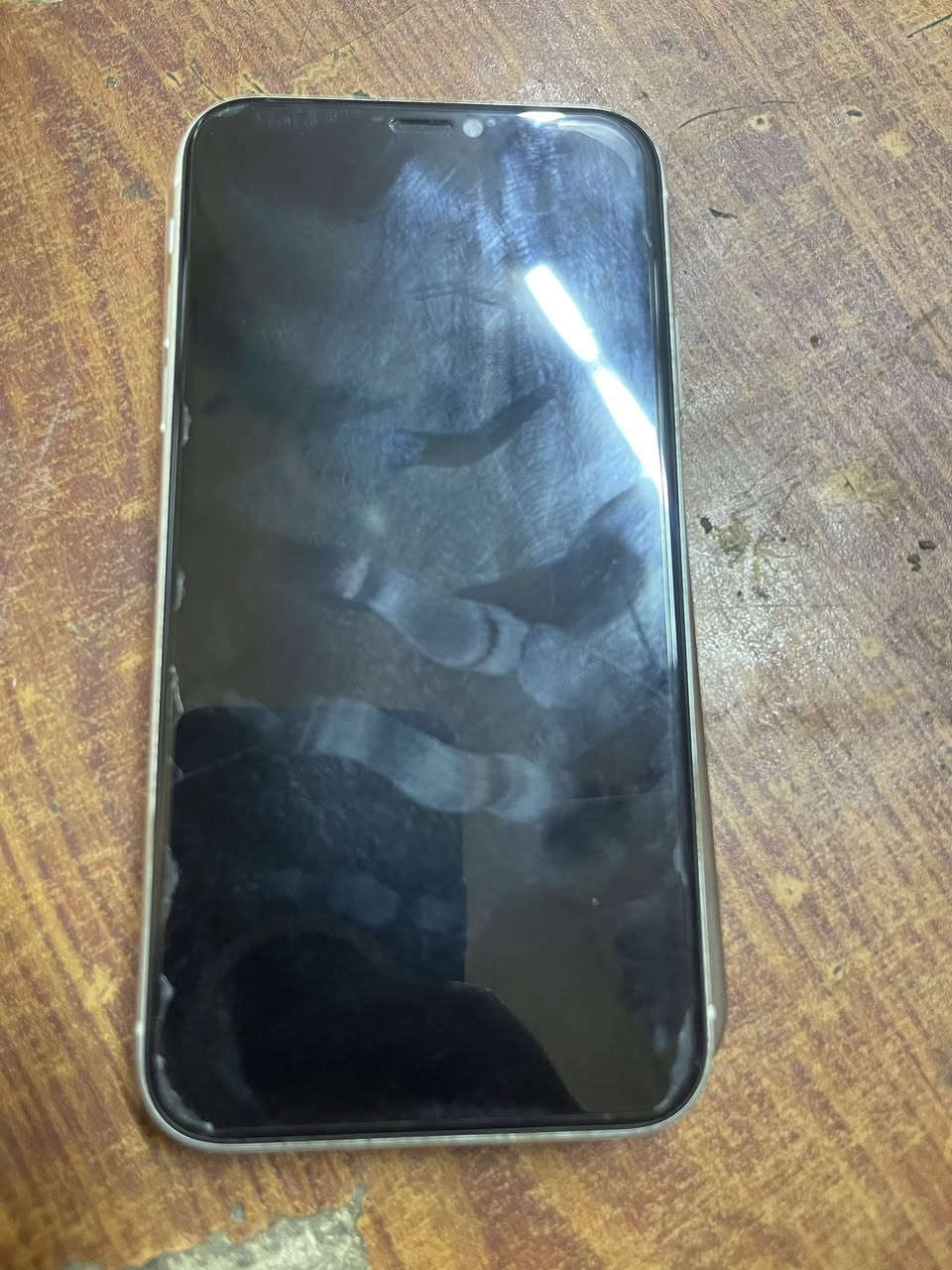 للبيع ايفون 11 عادي
مكفول ممفتوح بطاريه 75

وذاكره 128 

شرق ارسط 

مكاني حله 

0781 159 1471
