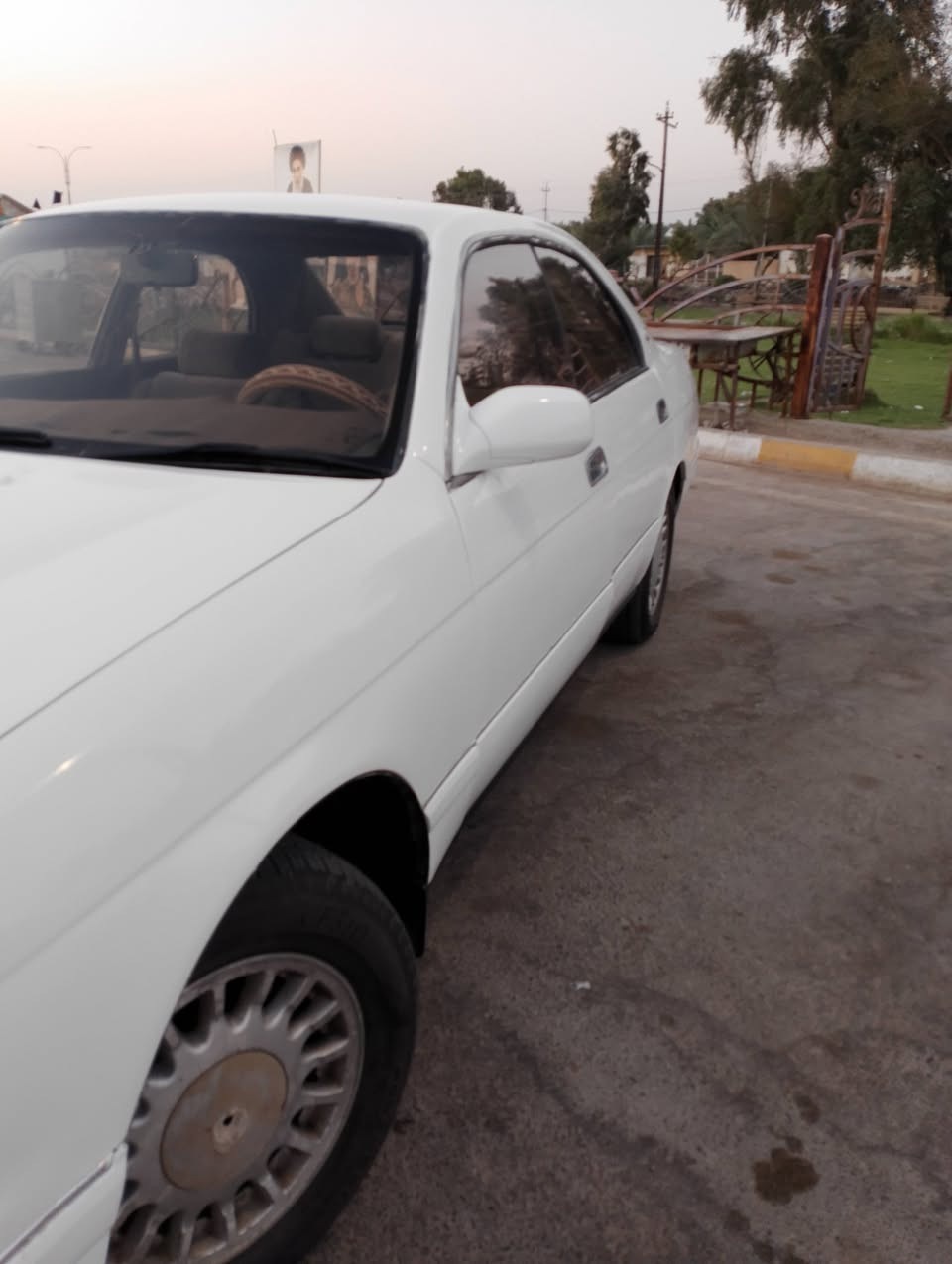 سلام عليكم ✋🏻
تيوتا كراون بطه موديل 1992 ابيض 🤍 رقم بغداد سنويه صاقطه مكينه وكير شرط تخم تاير جدد حداديه جديده تبريد عوزه غاز شرط السياره جاهزه تحويل مباشر كهربائيات شغاله سياره مكفوله من كص والنقل الجثه والتجيه والعيب الشرعي  
السياره احله من صوره 
العنوان واسط كوت 
للاتصال ***********

السعر 38 قابل للتفاوض

