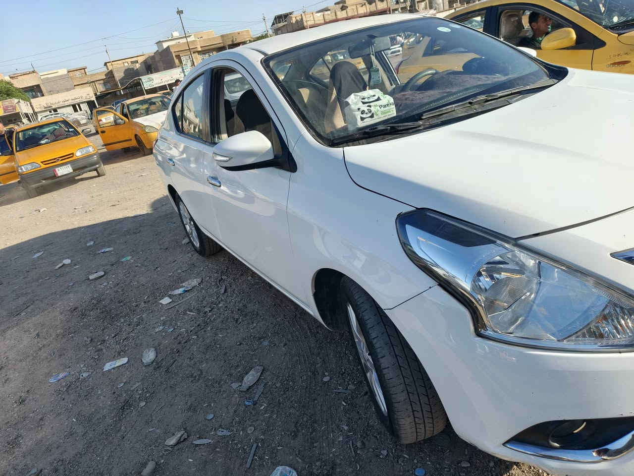 نيسان صني هندي موديل 2024 ماشيه 60الف مبدل بابين السعر 115 تحويل ثاني يوم عنوان بغداد هاتف ***********

