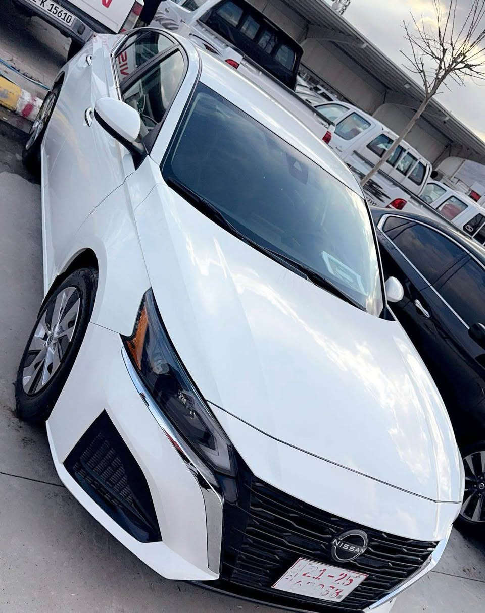 بەناوی خودای گەورە 
ئاڵتیما 2023 S مواسەفات 
پێش و دوای کەپسە و بێ ئێرباگ
دوودرگای سایەق بۆیاخە بێ ناوگرتن
تەنها 33 هەزار مایل ڕۆشتووە
کاتیەو 13 ڕۆژە کاتیەکەی شکاوە
سعری 150 و مەعامەلە
لە سلێمانیم *********** السليمانية, العراق
