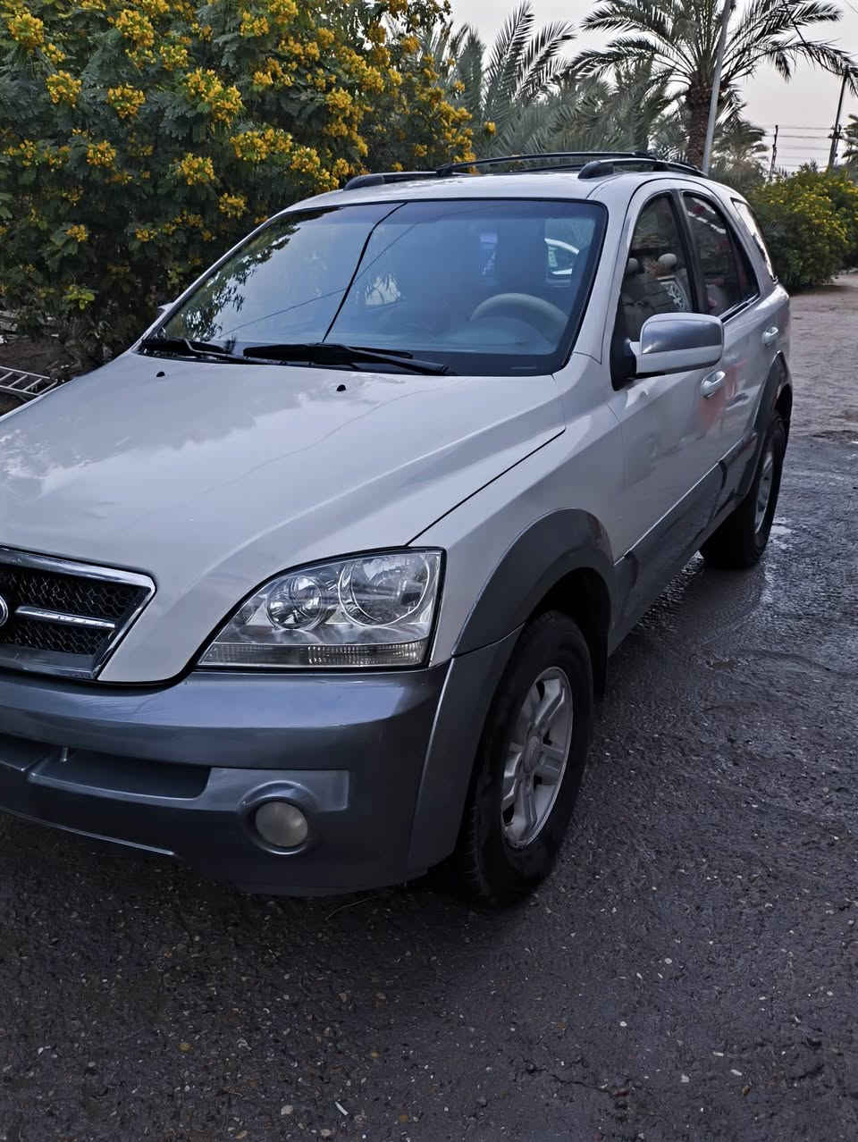 سورينتو 2006 مزاد وزارة الداخليه السياره بيه كتاب ب اسمي مكينه وكير 3000 جدد حداده جديده تخم تاير باتري جديد زوج لايت جديد السياره متعوب عليه مصبوغه عام معمره ايدي السعر 70 وبيه مجال مكان السياره البصرة 
***********
