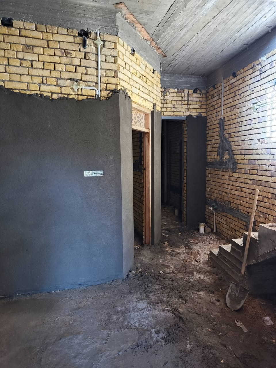 سلام عليكم خلفه البخ متفرغ شغل درجه اولئ صطار جص نثر جاهزين العمل ع متر قطعي يوميه ناصريه مركز ***********
