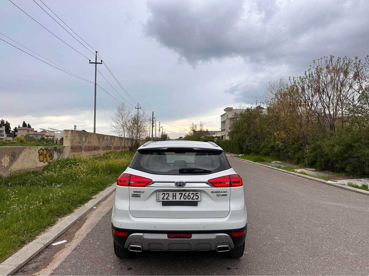 جيلي ام كراند 2021 فول مواصفات ده عامي بو ده عامي به شه رت سيرفسي هه موو له شه ريكه كرايه  هه موو شتي نويه 
122 ورقه 
***********
*********** أربيل, العراق
