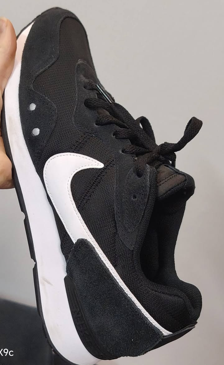 نايك اصلي  باله جديد قياس ٤٤ يلبس ال٤٣ هم تم ٢٥


**إذا كنت صاحب هذا الإعلان وتريد حذفه لأي سبب، رجاءا أرسل رسالة إلى الدعم الفني**