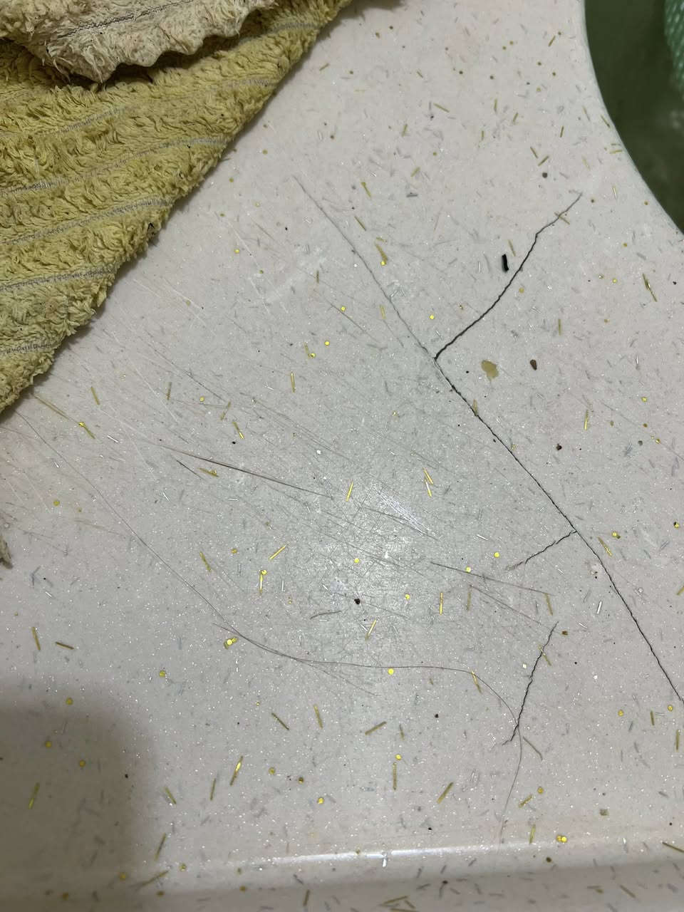 كاونتر ألمنيوم نظيف فقط ضرره فطر بالمرمر مال سنك السعر ١٥٠ وبي مجال


**إذا كنت صاحب هذا الإعلان وتريد حذفه لأي سبب، رجاءا أرسل رسالة إلى الدعم الفني**