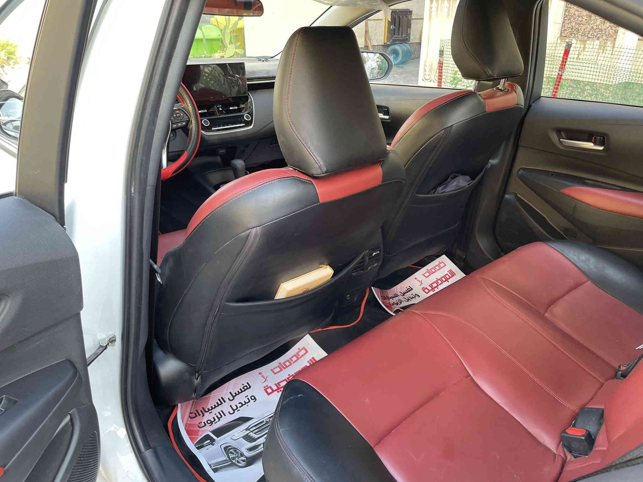 السلام عليكم 
كورلا هايبرد 2025 
عداد الكيلو متر 9 الاف
رقم بغداد تحويل مباشر 
مواصفات السيارة 
فتحة 
بصمة 
جلد اسود + ماروني 
كشن السائق كهرباء 
شاشة 
كامرة دوارة 
شاشة ديجيتال 
السيارة مكفولة كفالة عامة 
السعر المطلوب 153 وبيهة مجال 
للاستفسار الاتصال على الرقم 
*********** 
*
