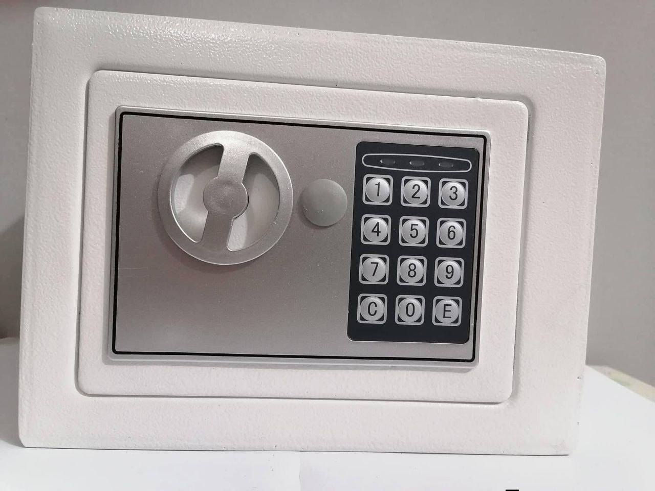 عرض خاص وللفترة محدودة 
السعر 22 الاف فقط 🔥
للحجز والاستفسار يرجى مراسلتنا على الواتساب 
قاصة حديد ثقيل رمز ومفتاح 
#قاصةحديد


**إذا كنت صاحب هذا الإعلان وتريد حذفه لأي سبب، رجاءا أرسل رسالة إلى الدعم الفني**