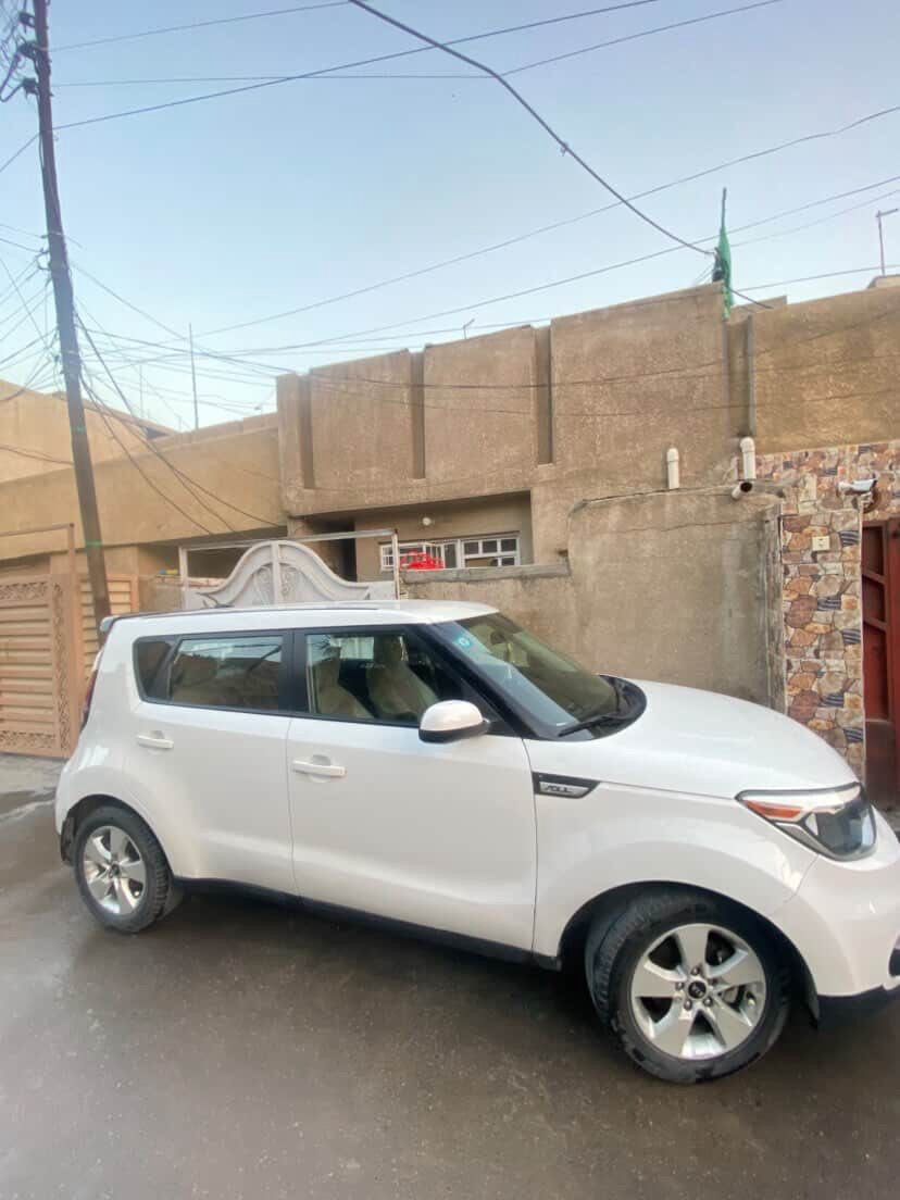السلام عليكم
كيه صول وارد امريكي للبيع موديل 2017رقم بغداد الجديد 
السعر 115 $ وبيهه مجال 
للاستفسار ***********
