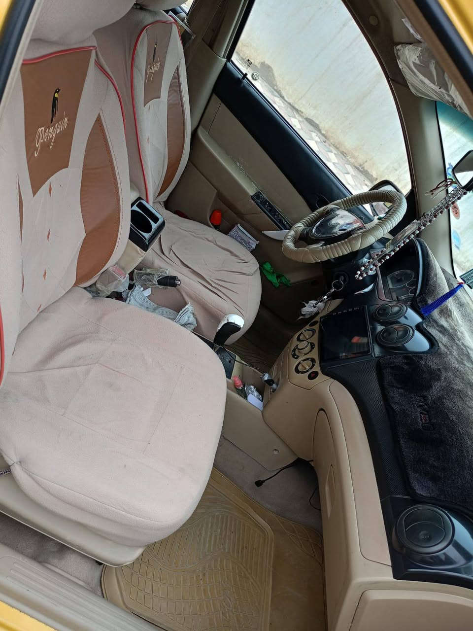 افيو للبيع 2011شركة مسكر مكينة 1600
مابييهة ضربة قوية طخات بصيطة رقم بصرة مشروع وطني 
مكاني الرميثة ***********
