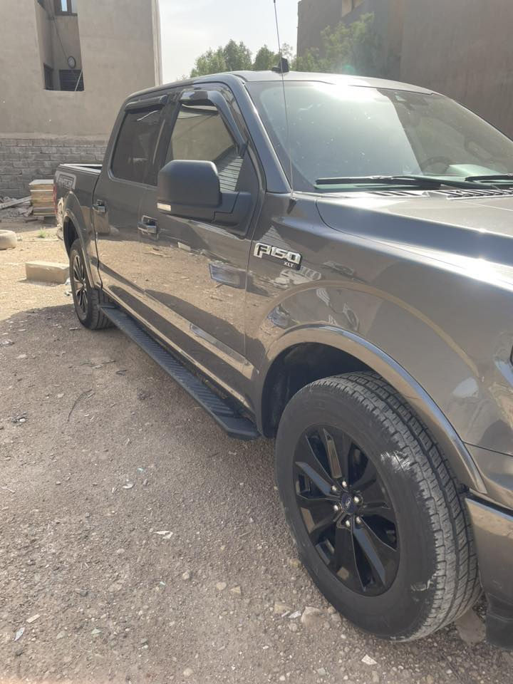 فورد F150 وارد امريكي 2019 6V 3.5 حادث خلفي فول مواصفات عده الفتحه سويج تشغيل عن بعد كشنات كهربائيه دفع رباعي رمز دخول كير طرح تحديد مسار مانع انزلاق كشافات بالبدي تخم تاير السياره جديده ما ناقصه شي سعر السياره 225 وبيه مجال مكان الدوره ***********

