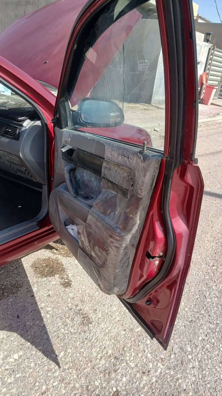 اوبترا ٢٠٠٤ بغداد كير عادي محرك نضيف جدآ تبريد شغال
كهربائيات جديده قوايش مبدله جديده مشط استيرن جديد 

دواخل نضيفه للاستفسار الاتصال ***********

