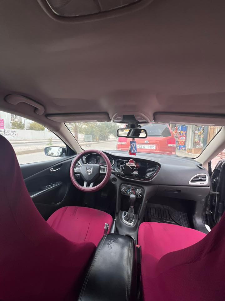 السلام عليكم ورحمة الله 
سيارة نوع دوج دارت موديل ٢٠١٦ اربيل بيها باب سكن صبغ جامرلغ بي تعديل بارد سيارة جاهزة خير من الله السعر ٩٠ ورقة بيها مجال 
***********
