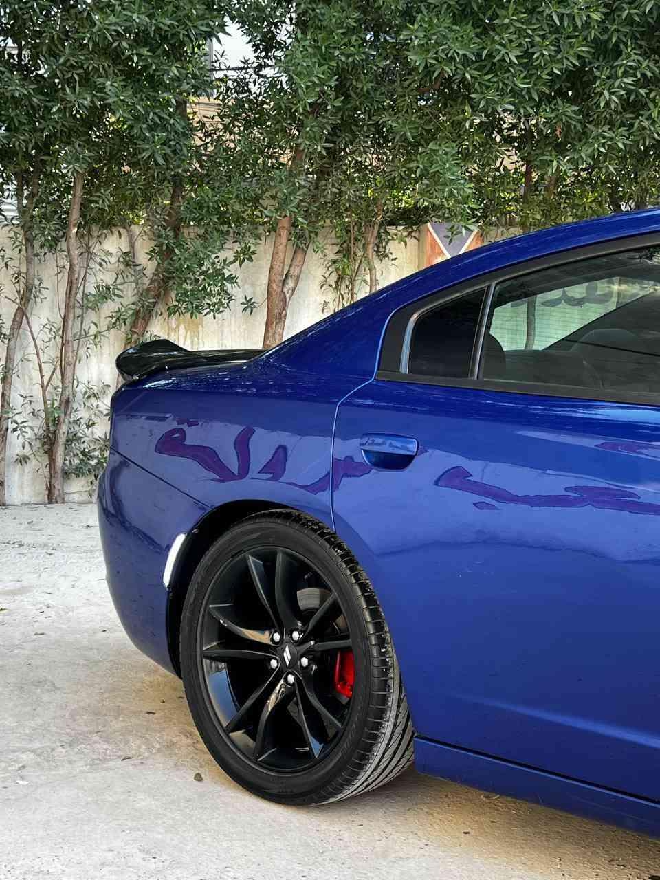 السلام عليكم  
حبايب كل عام وانتم بخير❤️
للبيع فقط بدون مراوس 
جارجر 2019 sxt  اصل..بدون ايرباك 
مكينة 3.6.
ماشية 53 mile.
حادث جاملغ خلفي وشوية من الجنطة بارد
السيارة على وظع الشركة حتا الصدر بلاد
مملعوب بيهاا..
مشتغل لايتات مسويلها عدسات 
لايت نهار..
مكينة وكير مكفولة عام 
بأسمي تحويل مباشر 
مكاني بغداد قرب السيدية 
***********
