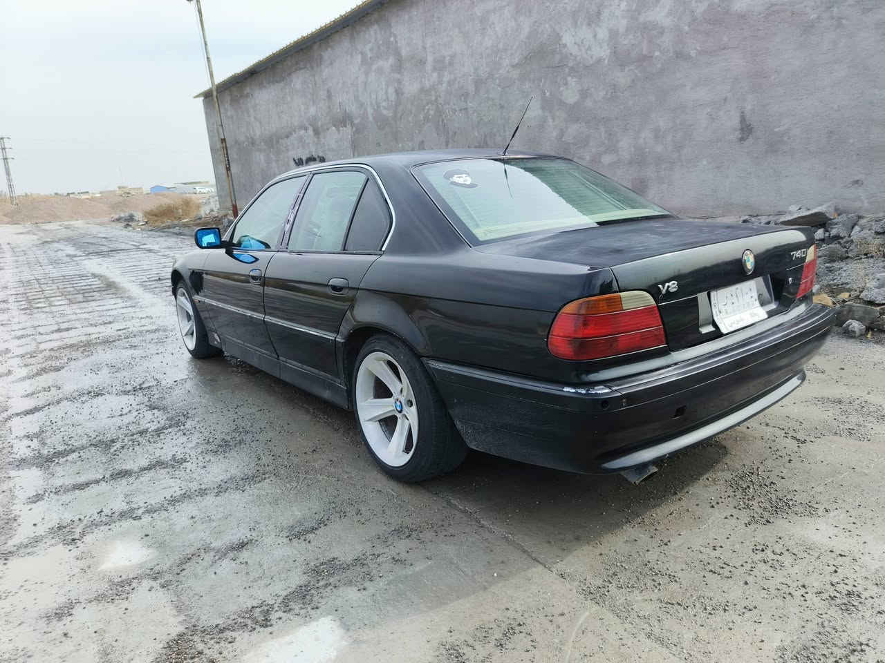 سلام عليكم بي ام دبليو كاسحة موديل1995 للبيع او مراوس حسب القناعه
V8 740
مكينة و كير جدد بدي شوف العين سيارة خير من الله
صدرها حلو  سيارة كاعدة و حلوة رقم بغداد
 سعرها 55 وبيه مجال لان مستعجل عل بيع للستفسار *********** مكاني الشطره كلشي ذاكره المو شراي لايشلع كلبي
