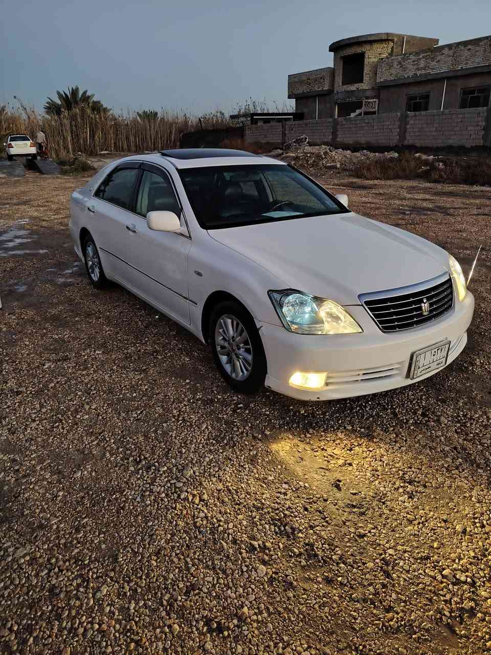 سلام عليكم شاهين للبيع موديل 2004 رقم كركوك كاله فقط فول مواصفات كريستال اصل  بيه شرح كفر خلفي والباقي كفاله عامه  شاصي 82 حداديه فول تبريد ثلج قطعتين سعر 85 وبيها مجال استفسار على هذا الرقم  ***********
