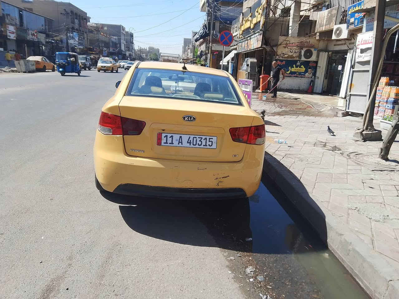 السلام عليكم فورتي موديل 2010وارد امريكي فول اوتمتيك كير ومحرك جيد جدا حداديه جيده  طخم تيرات جدد تبريد غرفته جيد رقم بغداد انكليزي          بسمي وتحويل مباشر حدثه جاملغ الامامي الأمن سياره بلادي السعر 80مبايل***********في بغداد
