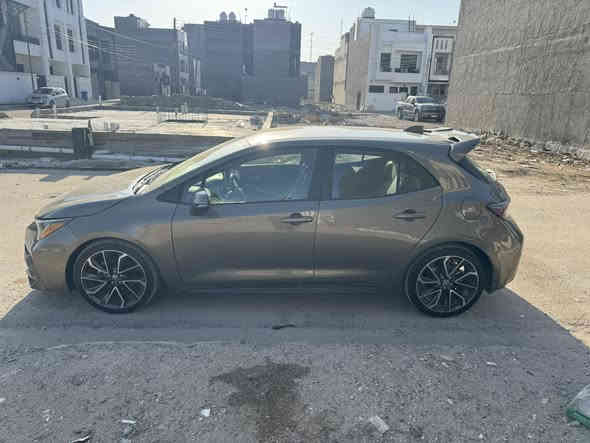 السلام عليكم 
كورلا هاش باك ٢٠١٩ 
وارد امريكي السونار موجود 
السيارة XSE
فول عده الفتحه
رادار امامي 
تحكم استيرن 
مكينه ٢٠٠٠ 
بصمه 
شاشه 
تبريد بيانو 
كشنات كهرباء + تدفئه 
هاند بريك بصمه واتو هولد 
وبقيه المواصفات معروفه
ماشيه ٣٠ الف 
رقم بغداد بأسمي 
مكانه بغداد حي الجهاد 
السعر ١٣٣ ورقه وبيه مجال ***********
