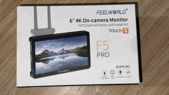 • للبيع كامرة  SONY A7iii 
استخدام شخصي قليل جداً , النظافة 100% بدون اي خدش او خلل نهائياً ، جميع المعدات مع كامل العلب والملحقات
الشتر :  4679 فقط

• وكذلك العدسة  1.8 SONY FE 50mm 

• شاشة فيلوورد F5 Pro 

• حقيبة K&F جديدة

العنوان : بغداد - الكرخ
رقم الهاتف : ***********
