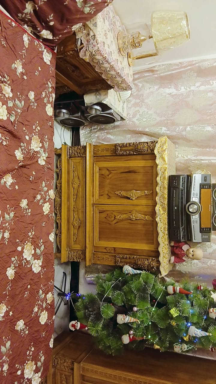 سلام عليكم غرفة نوم للبيع العنوان بغداد الدورة شارع الزيتون الرقم ***********
