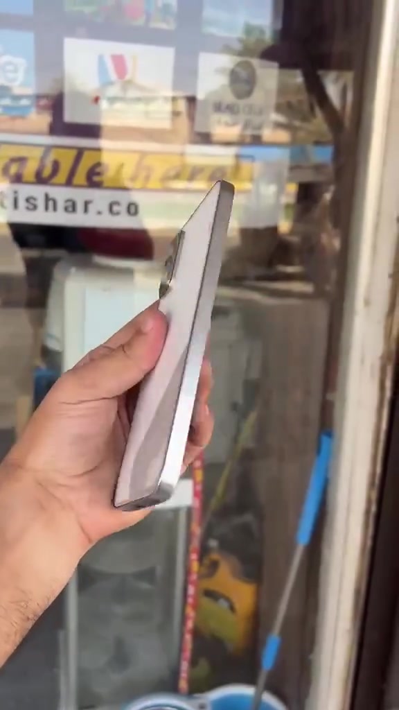 جيتي 30 برو
ذاكره 256
جديد بمعنى الكلمه نضافه بشرط 100ب100
***********
اخر قطعه 
واتس  ####
