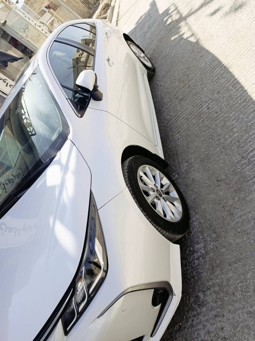 سلام عليكم 
مدوشمه وكامل ومغلافه الرضيه 
تويوتا كورلا2022 خليجي 
مكفوله كفال عامه 
ضمان تويوتا العراق (SAS ساز
فول مواصفات GLI 1/1
حجم المحرك 1800
نوع الوقود بانزين
دخول ذكي بصمة تشغيل بصمة
فتحة سقف سلايت
شاشة ديجيتل
تبريد قطعتين
ويل كب حجم الاطارات 16
حساسات امامي خلفي
لايتات عدسة
بك لايتات لد
كشاف لايت لد
مرآة قابلة للطي
اشارة بالمرآة
وضعيات قيادة
مرآة داخلية عاكسة
شاحن واير ليس
رقم أربيل دولي
مكاني كوت مركز مدينه 
تصال
*********** دهل اوران, واسط
