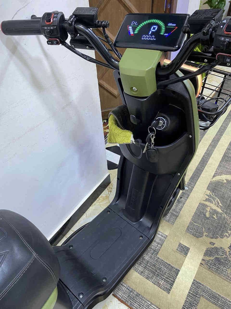 سلام عليكم دراجة شحن للبيع ار8 موديل 25 جديده العنوان ديالى بعقوبة السعر ٤٠٠
***********
