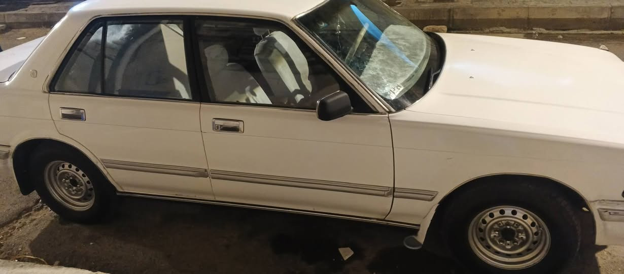 السلام عليكم سياره سيدان رقم بغداد بااسمي موديل 90 تحويل ثاني يوم سعرها 50وبيهاا مجال أو مراوس مكان البصره رجاً المو شراي لاايتصل رقم ***********
