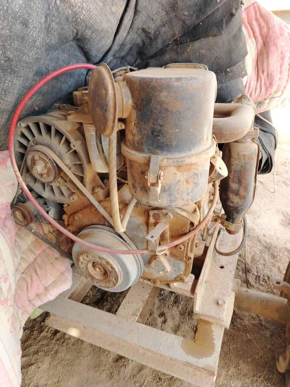 مولد دويز ساكمو تونسي 2بستم دينمو 10كيفي سنكل السعر 11ورقه وبي مجال الاتصال على ***********
