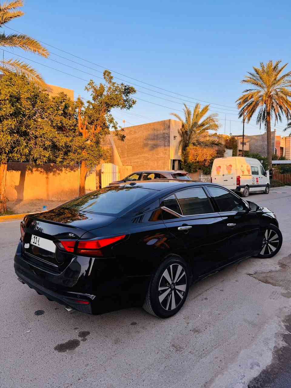 السلام عليكم
للبيع نيسان اليتيما 2019 وارد امريكي . 
حادثها جاملغ وحافه البنيد . بدون داخل . 
رقم بغداد الدولي الجديد باسمي تحويل مباشر .  محرك 2,500 اربعه سلندر . 
كير محرك خير من الله . 
صدر امامي خلفي جديد . 
تخم تاير جديد . تبريد ثلج . 
السياره جاهزه من جميع النواحي 
السياره فول مواصفات 1/1 فئه SL  اعلى فئه 
فتحه . بصمه . تشغيل عن بعد . شاشه كبيره . كامره خلفيه . شاشه دجتل . 
تبريد بيانو . تدفئه كشنات + تدفئه ستيرن . 
دركه D . تبريد قطعتين . كشنات جلد . 
كشنات كهرباء. رادرار امامي خلفي جاني . 
نقطه عمياء . تحديد مسار . اوتو هولد .
هانك بريك بصمه . تبريد منفصل . 
نقطه عمياء . تحكمات ستيرن جهتين . 
كروز سرعه . اتركشن كونترول . 
سستم سماعت BOSE . عدد 9 محيطي . 
شاشه اعطال . تبريد قطعين . 
بك لايت لد . لد نهاري . لايت عدسات زينون . ويل كب . حساسات خلفيه . 
السياره فول مواصفات للاخير . 
السعر 143ورقه وبيها مجال . 
مكاني بغداد للستفسار ***********
