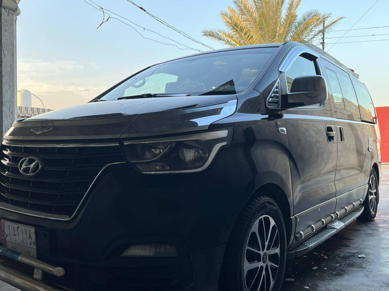 (21) ادبلو اصل سياره كفاله عامه بيها جاملغ رش كوريا بدون دواخل مكينه جديده صار شهر مشدوده بلاديه.. حداديه تخم تاير جديد سياره جاهزه مابيها اي نقص كبل للشغل مصفره هيئه وضريبه.. سياره ورك.. معروضه (290) وبيها مجال ***********.. ***********
