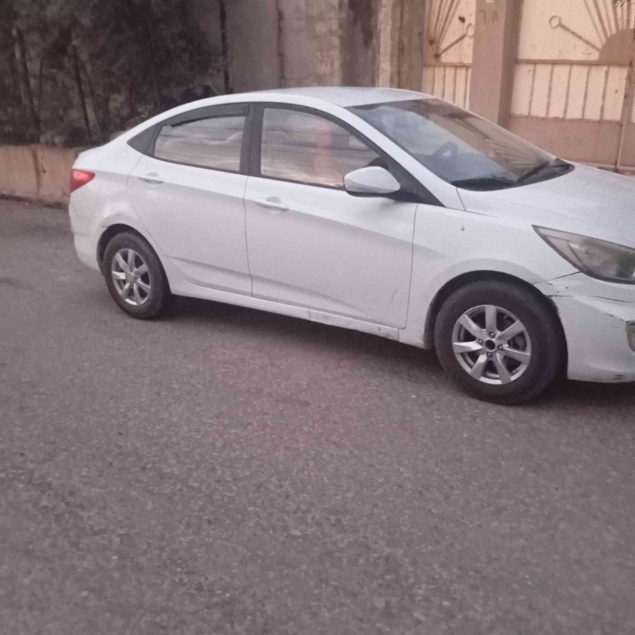 اكسنت 2017دوو قتعه بي داخلي سعر 95ورقه مجال عنوان ئاكري ***********
