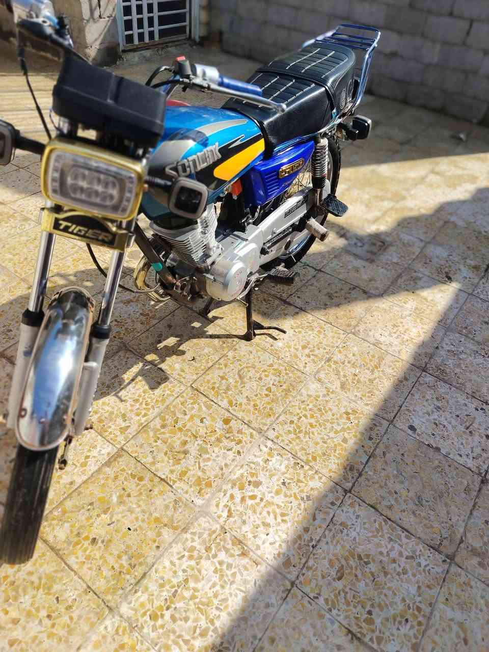 سلام عليكم دراجة تايكر مديل 21كلك مكفوله من سرقه رقم شاصي وبليته السعر 360 اوبيه مجال العنوان بابل قضاء القاسم الرقم ***********.
