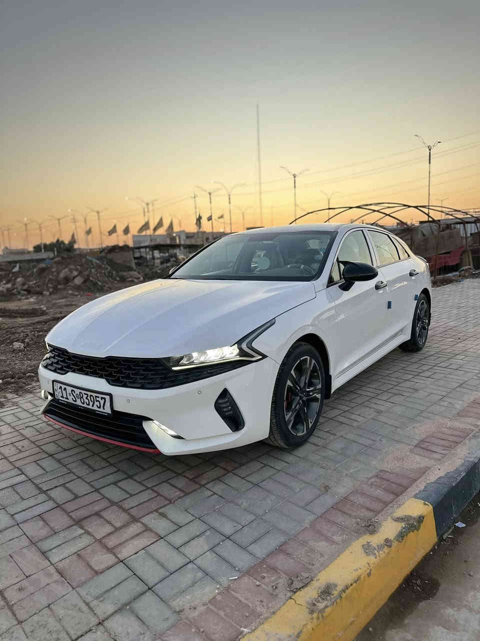 سلام عليكم 
كي فايف 2023 خليجي فول مواصفات عدا البنوراما رقم بغداد انكليزي بصمه تشغيل عن بعد كشنات كهرباء مري شفط مود درايف مكان السياره سماوه المركز ***********
