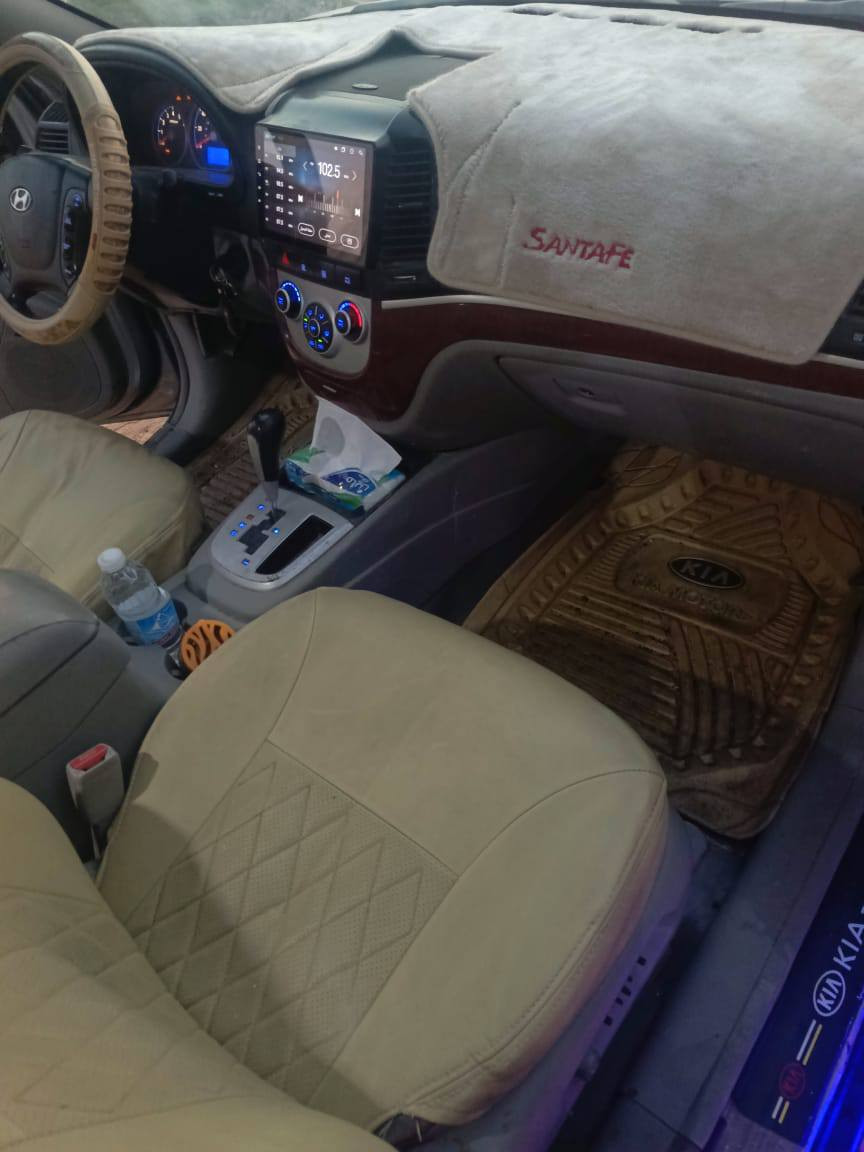 سنتافي دخول جديد  مديل 2011 ادوات ماكينه بنزين 6 سلندر مكينه
وكير مقفولات حداديه جديده تبريد ثلاث قطع كشنات كهربائي شاشه لايتات زنون تخم تاير متومه طبق الاصل اربيل    السعر 53 بي مجال  بيع او مراوس مكاني بصرة 
*********** اتصل
