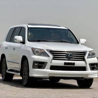 لكزس LX570 • ٢٠١٤ • ٧ مقاعد